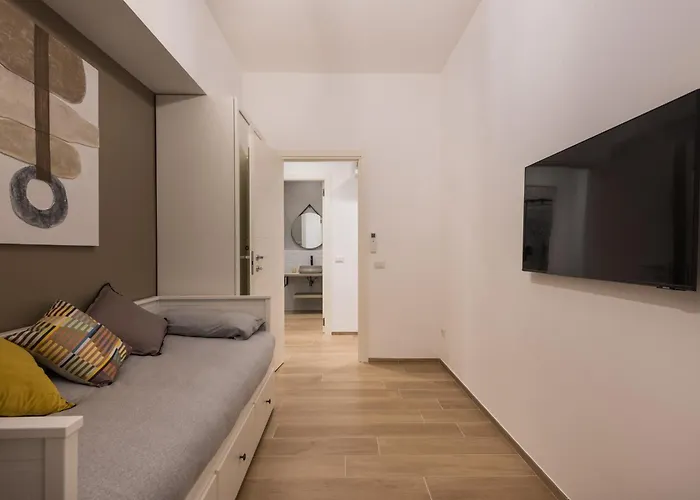 Super Comfort Pisino Street